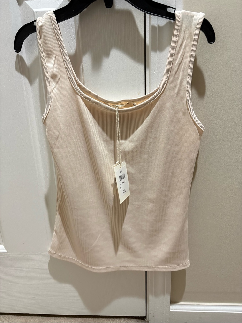 Scoop Neck Tank Top - Cream